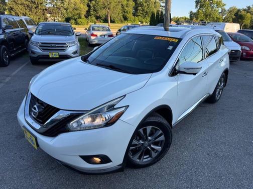 Pearl White 2015 Nissan Murano SV