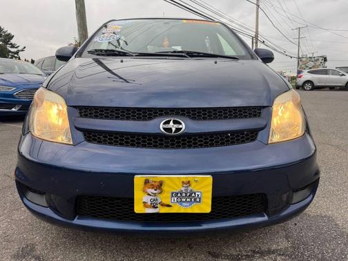 2006 Scion xA Base 4dr Hatchback w/Automatic
