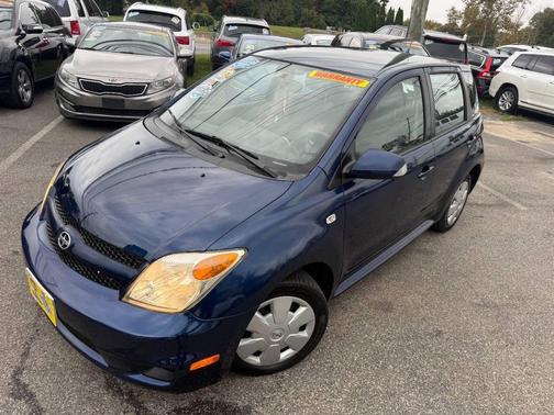 2006 Scion xA Base 4dr Hatchback w/Automatic