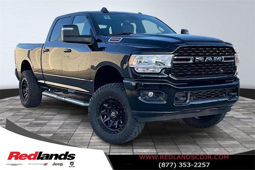 2024 RAM 2500 Big Horn Crew Cab 4x4 6'4' Box