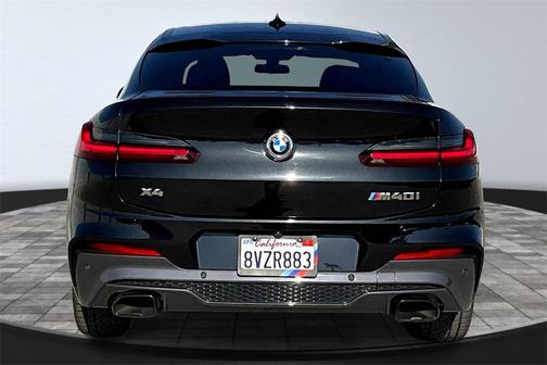 2021 BMW X4 M40i