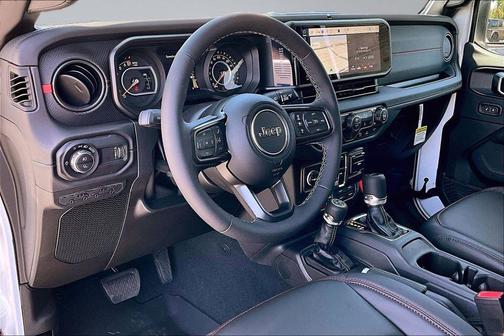 Bright White Clearcoat 2026 Jeep Gladiator Rubicon