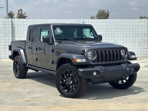 2025 Jeep Gladiator Nighthawk
