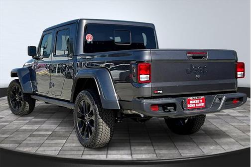 2025 Jeep Gladiator Nighthawk