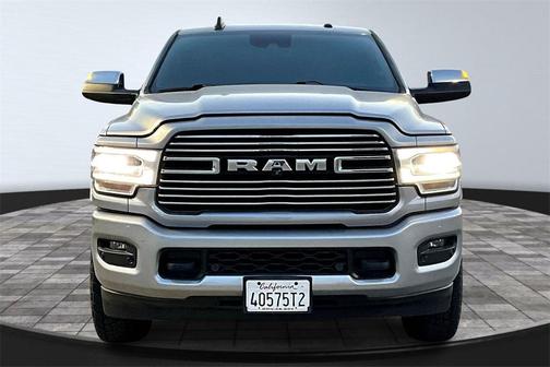 2019 RAM 2500 Laramie Crew Cab 4x4 6'4' Box