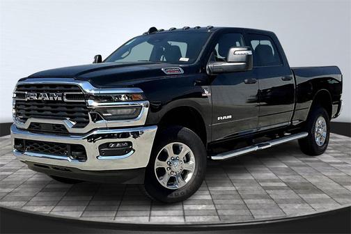 2025 RAM 2500 Big Horn Crew Cab 4x4 6'4' Box