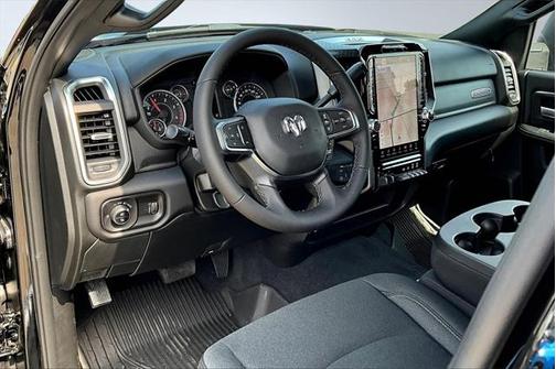 2025 RAM 2500 Big Horn Crew Cab 4x4 6'4' Box