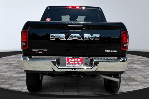2025 RAM 2500 Big Horn Crew Cab 4x4 6'4' Box