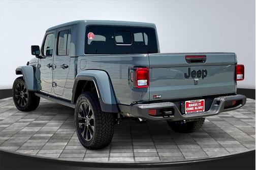 2025 Jeep Gladiator Nighthawk