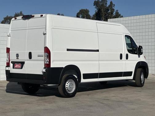 2025 RAM ProMaster 2500 Tradesman