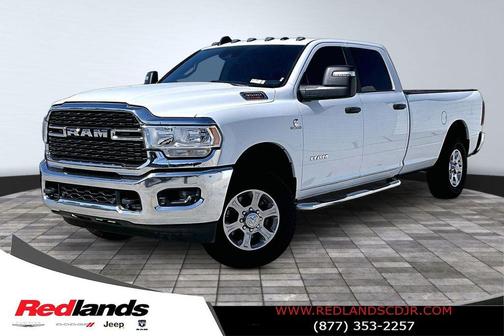 Bright White Clearcoat 2023 RAM 3500 Big Horn Crew Cab 4x4 8' Box