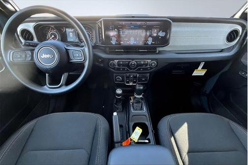 2025 Jeep Gladiator Nighthawk