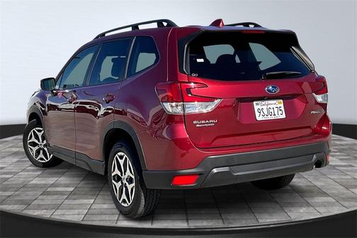 2022 Subaru Forester Premium