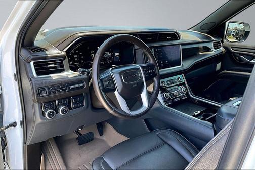 Summit White 2022 GMC Yukon XL Denali