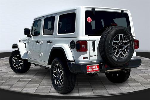 2025 Jeep Wrangler 4-Door Sahara 4x4