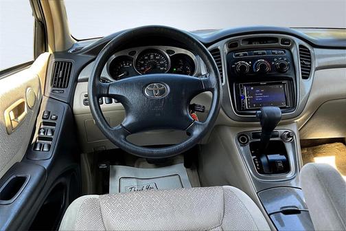 2003 Toyota Highlander Base