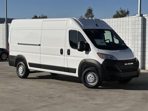 2025 RAM ProMaster 2500 Tradesman