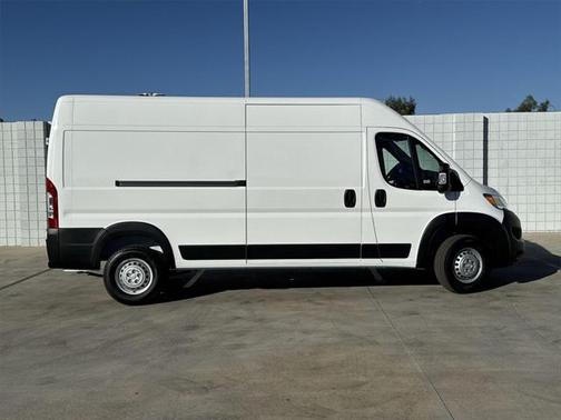 2025 RAM ProMaster 2500 Tradesman