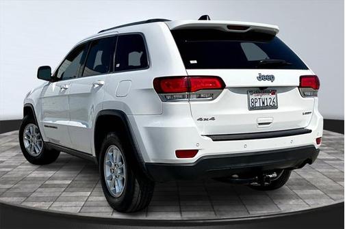 2020 Jeep Grand Cherokee Laredo