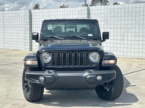 2025 Jeep Gladiator Nighthawk