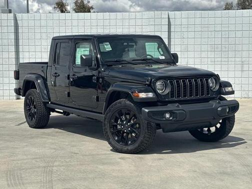 2025 Jeep Gladiator Nighthawk