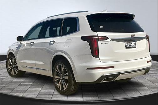2021 Cadillac XT6 Premium Luxury FWD