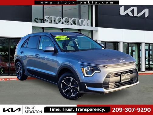 2025 Kia Niro LX