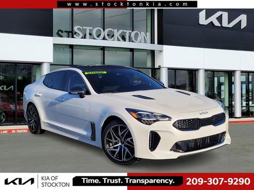 Snow White Pearl 2023 Kia Stinger GT-Line