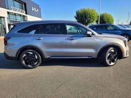 Steel Gray 2025 Kia Sorento Hybrid SX Prestige