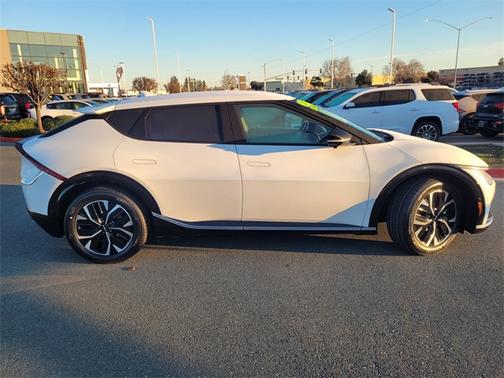 2022 Kia EV6 Wind