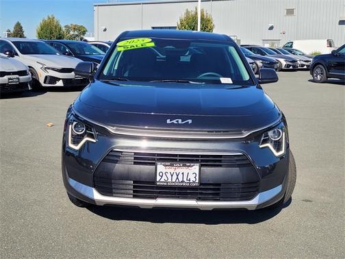 2025 Kia Niro LX