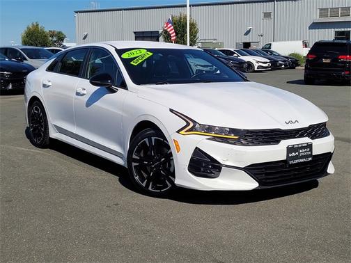 2022 Kia K5 GT-Line