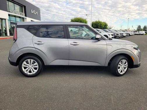 Steel Gray 2025 Kia Soul LX