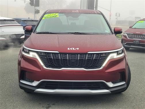 2024 Kia Carnival LX