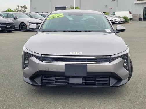 Steel Gray 2025 Kia K4 LXS