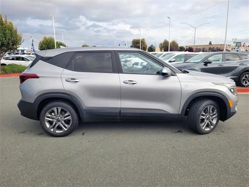 2022 Kia Seltos LX