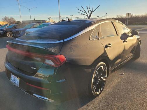 2024 Kia K5 GT-Line