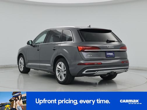 Gray 2021 Audi Q7 Prestige
