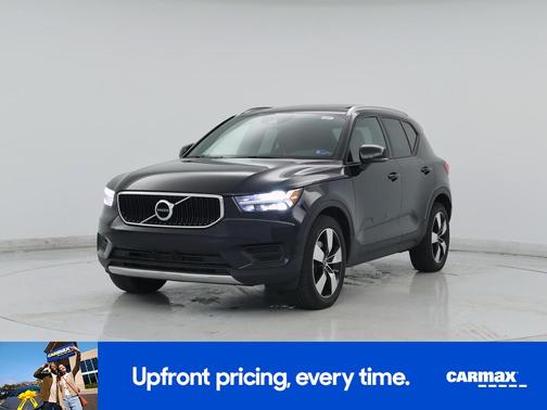 2020 Volvo XC40 T5 Momentum