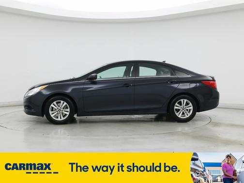 2013 Hyundai SONATA SE