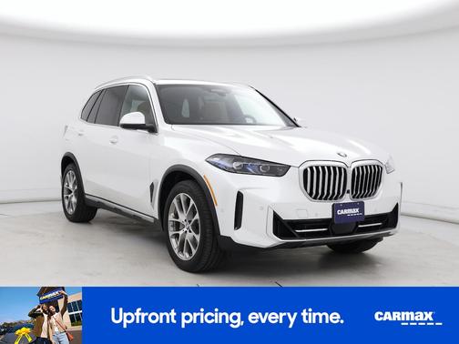 White 2025 BMW X5 xDrive40i