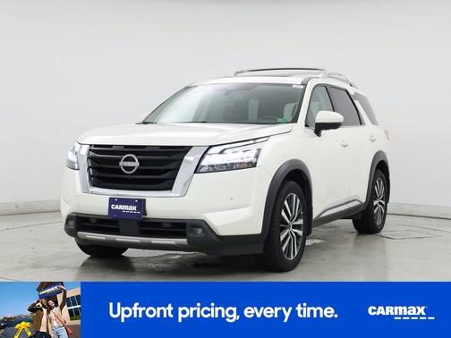 2022 Nissan Pathfinder Platinum