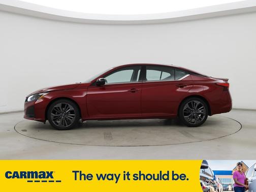 2023 Nissan Altima SR