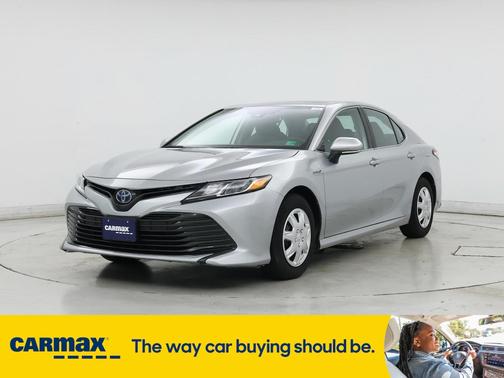 2020 Toyota Camry Hybrid LE