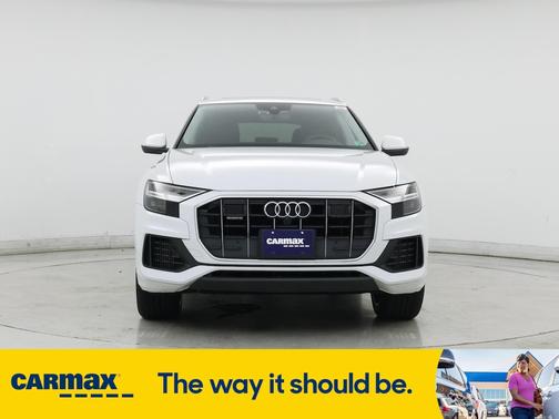 2019 Audi Q8 Premium Plus