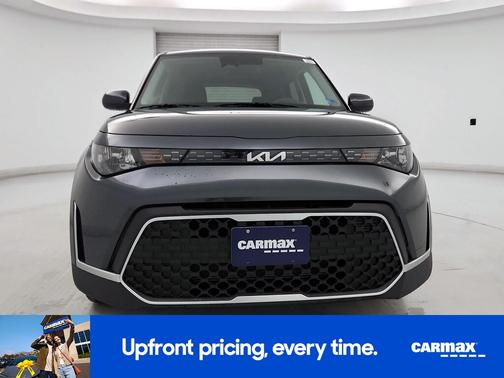 Gray 2025 Kia Soul LX