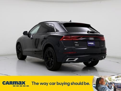 2021 Audi Q8 Premium Plus