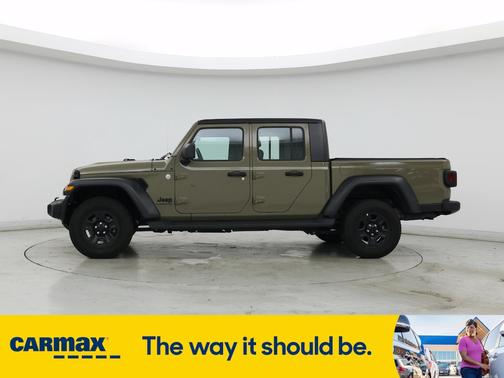 2020 Jeep Gladiator Sport