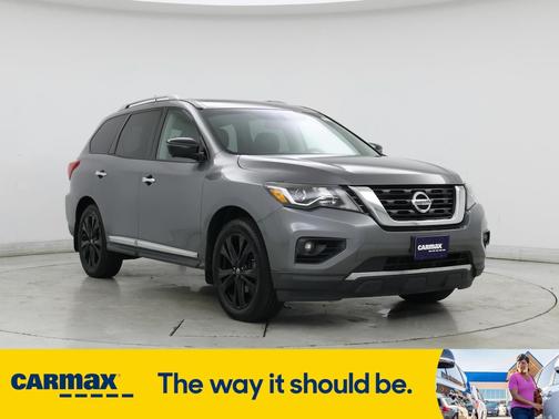 2017 Nissan Pathfinder Platinum