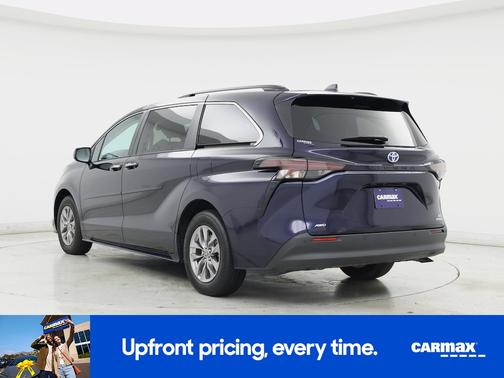 2024 Toyota Sienna XLE